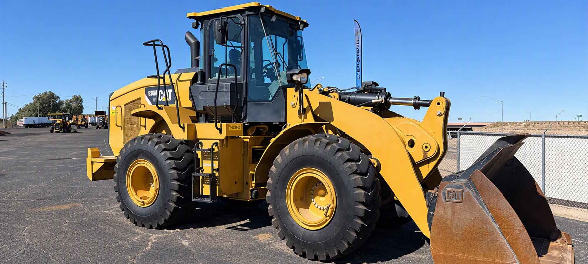CAT 930M